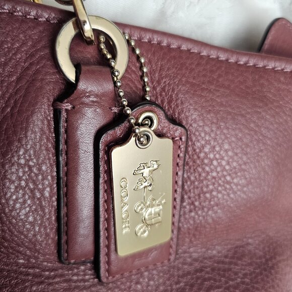 Coach Madison Leather East/West Tote! - Picture 3 of 11